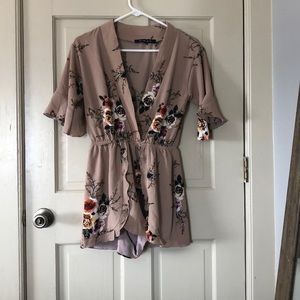 FLORAL V NECK ROMPER